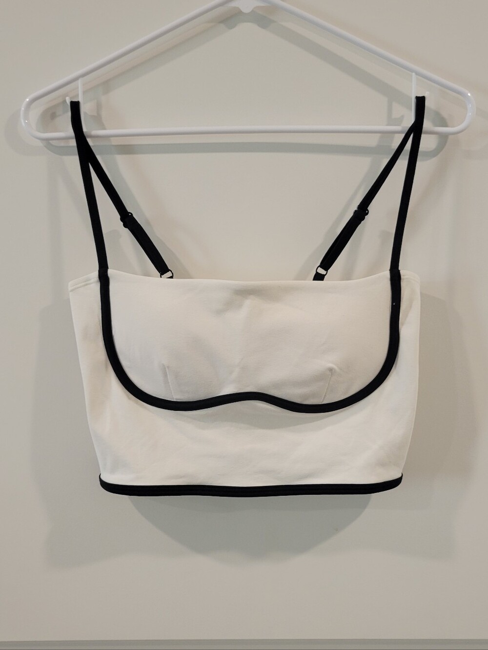 Alo Yoga Airbrush Streamlined Bra Tank Size Medium
